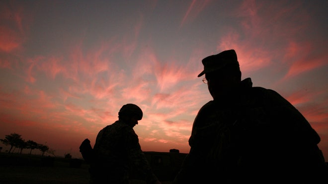 U.S. troops in Iraqi sunset_012507